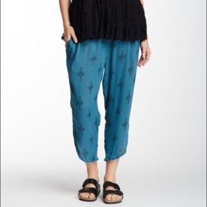 Free People diamond Harem pants size M NWT